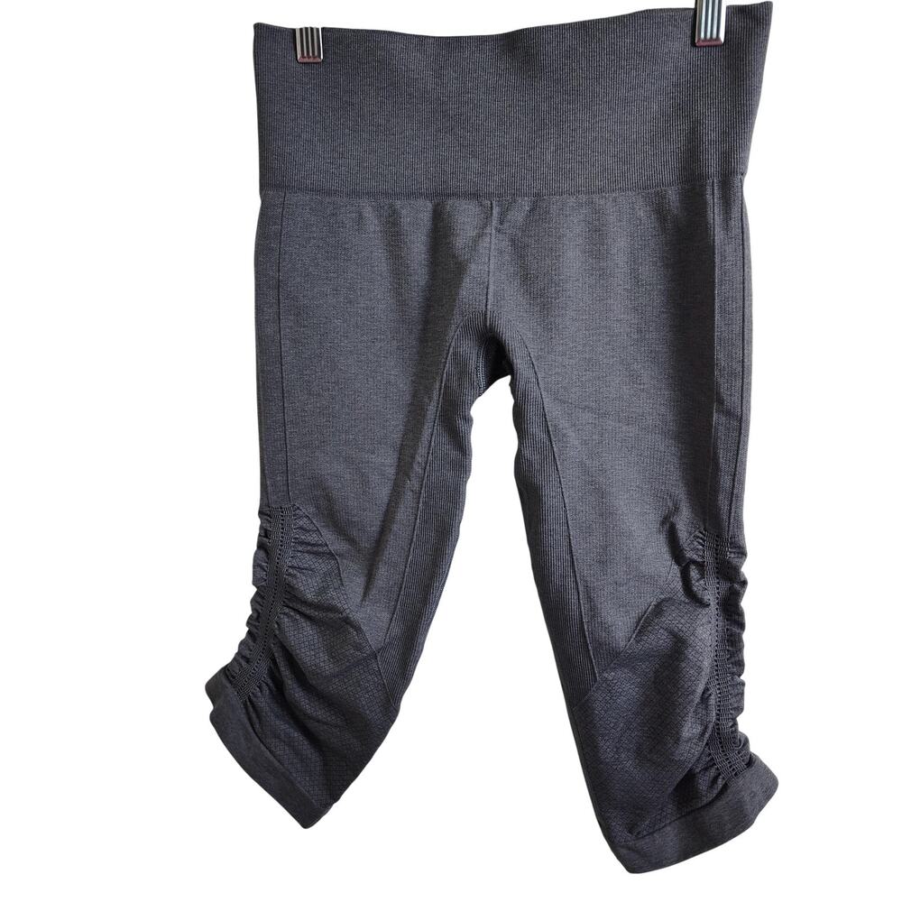 Lululemon Capri Leggings Womens 6 Gray Ruched Side High Waist Yoga Gym Workout
